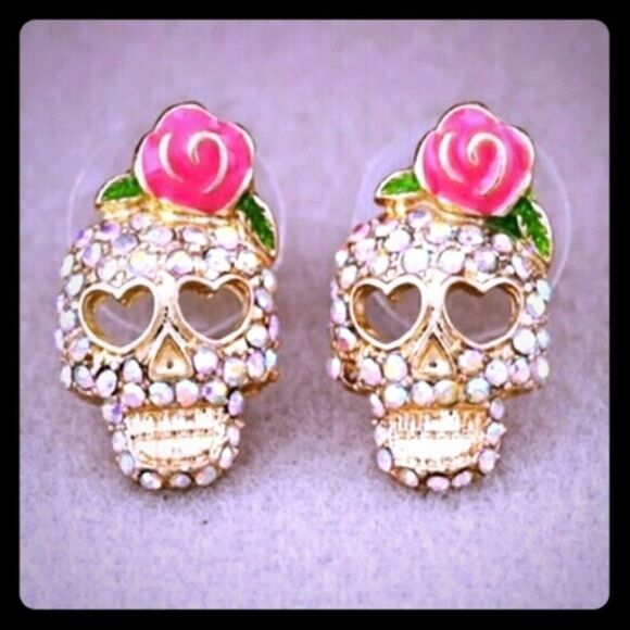 Jewelry - Cute Rose Rhinestone Sugar Skull Earrings